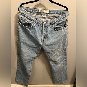 Guess blue jeans multiple button up no zipper baggy leg size 36